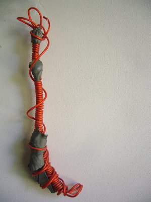 Raffaele Melis : Le Christ à la ficelle (Technique mixte : Ficelle plastique et métal)