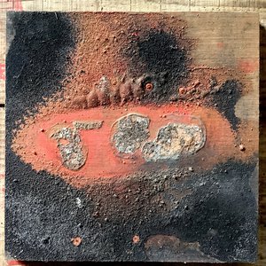 Raffaele Melis : Vulcanico (Technique mixte : Bois, sable et pigments variés)