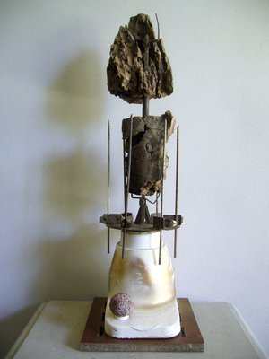 Raffaele Melis : Le torse nu ou « la vieille broche » (Technique mixte : Bois, métaux, matières plastique et plâtre)